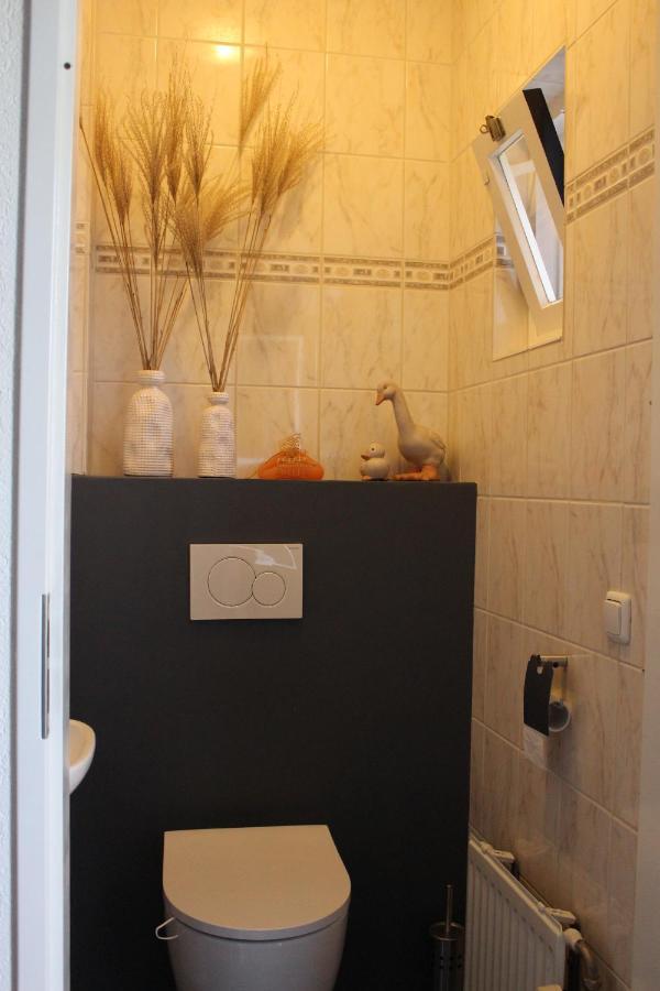Apartamento De Achterkoert Halle Exterior foto